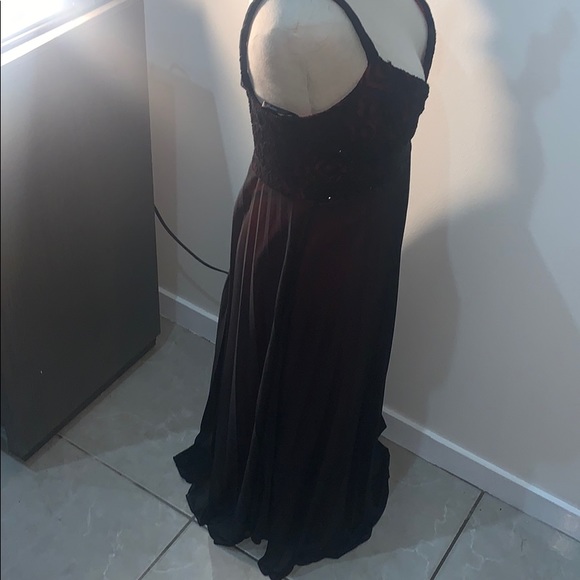 Roulette Dress - Picture 15 of 16